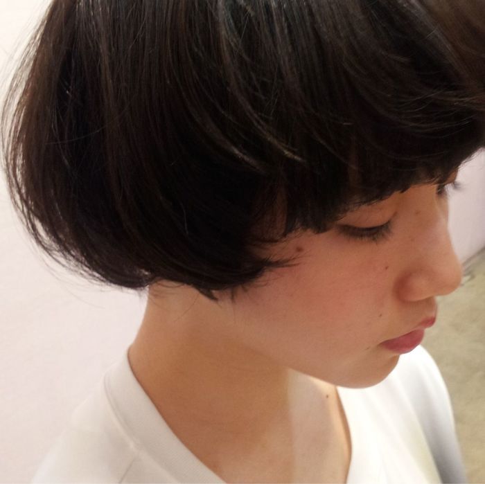 いつものスタイルも個性的に マッシュルームカットのヘアスタイルまとめ キナリノ マッシュルームカット 個性的 ヘアスタイル ヘアスタイル いつものスタイルも個性的に マッシュルームカットのヘアスタイルまとめ キナリノ マッシュルームカット 個性的 ヘアスタイル ヘアスタイル