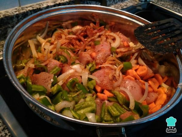 Pollo Guisado Con Verduras Fácil Receta Pollo Guisado Con Verduras Pollo Guisado Pollo