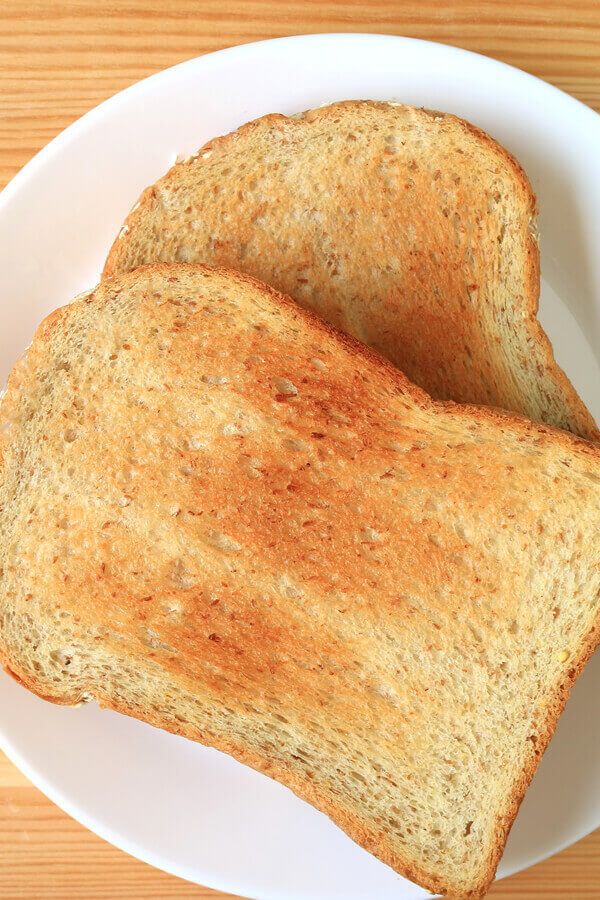 Can You Toast Bread In The Oven How To Make Oven Toast Ehow Com My Mom Used To Make Toast Like This When I Was A Kid It Was So Buttery And Crunchy This Is W Food Toast