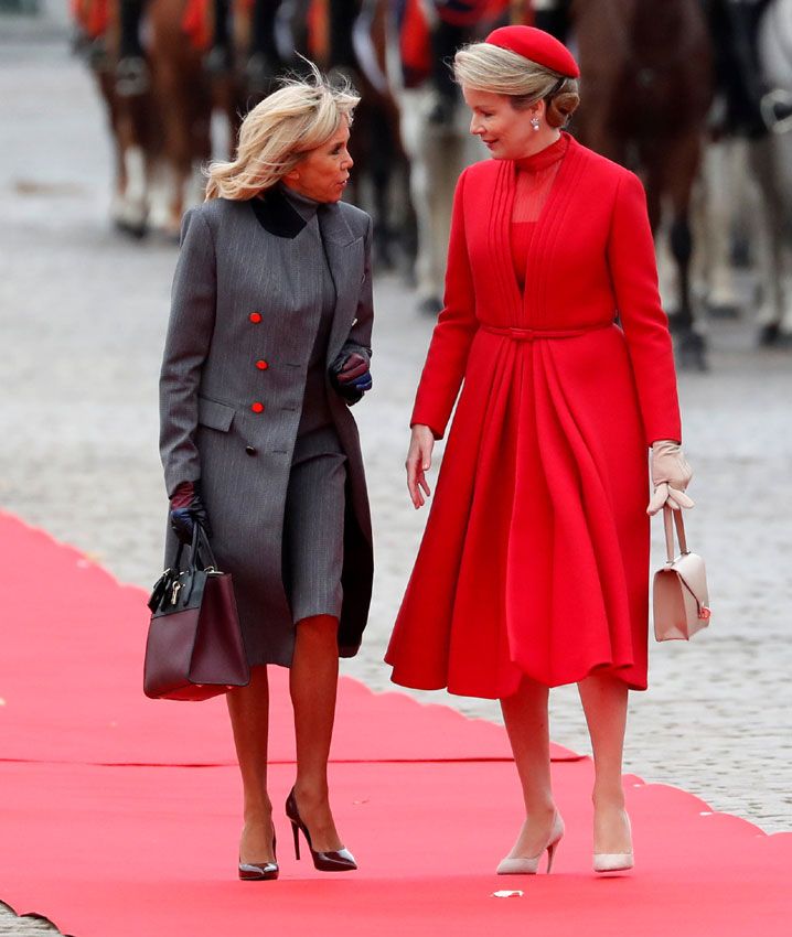 Matilde De Belgica Vs Brigitte Macron Las Royals Siempre Ganan De Rojo Fashion Flare Skirt Shirt Dress