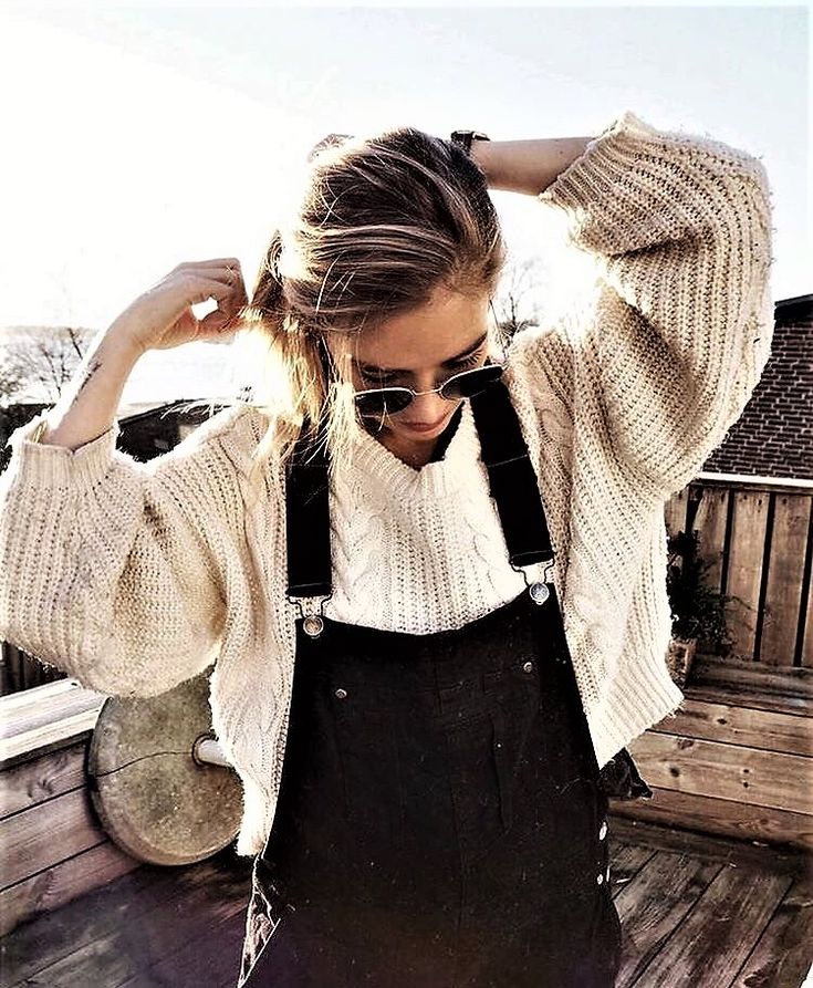 Overall Style Cable Knit Chunky Sweater Overall Style Cable Knit Chunky Sweater