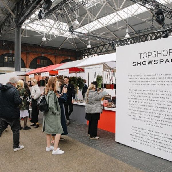Topshop Stages Pop Up Market For London Fashion Week Retail Design World Topshop Stages Pop Up Market For London Fashion Week Retail Design World