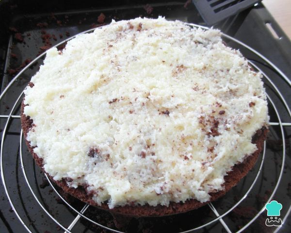 Bizcocho De Chocolate Y Coco Rallado Torta Prestigio Receta Tortas Bizcocho De Chocolate Pastel De Chocolate Esponjoso
