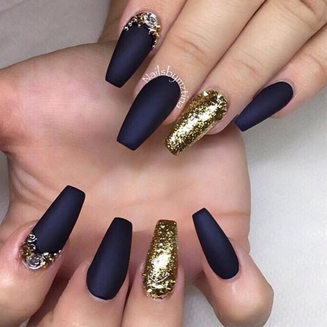 25+ Best Black Nails With Designs Ideas On Pinterest Black 25+ best Black nails with designs ideas on Pinterest | Black polish, Matte black nail polish and Pretty nails - 25+ Best Black Nails With Designs Ideas On Pinterest Black