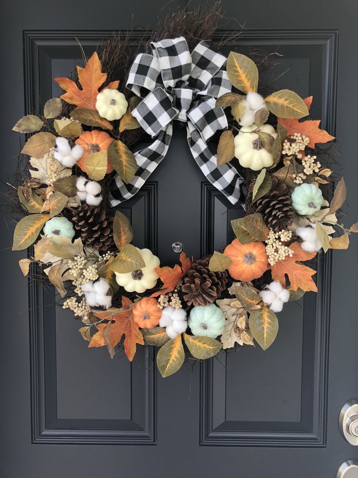 My fall wreath from Kirkland’s @kirklands #kirlklands #falldecor #