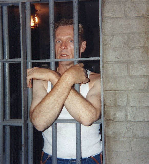 34 Rarely Seen Behind The Scenes Photos From The Filming Of The Shawshank Redemption The