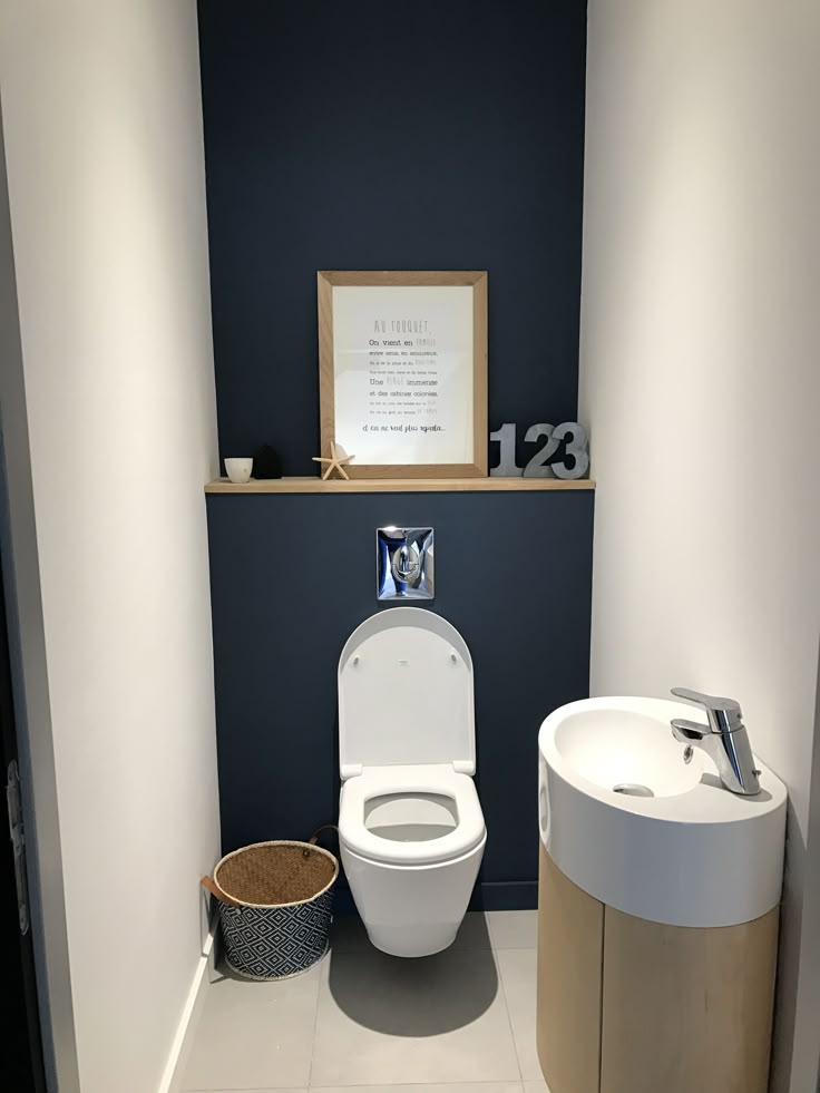 Pflegerin Miniarsch Toilette Onanieren