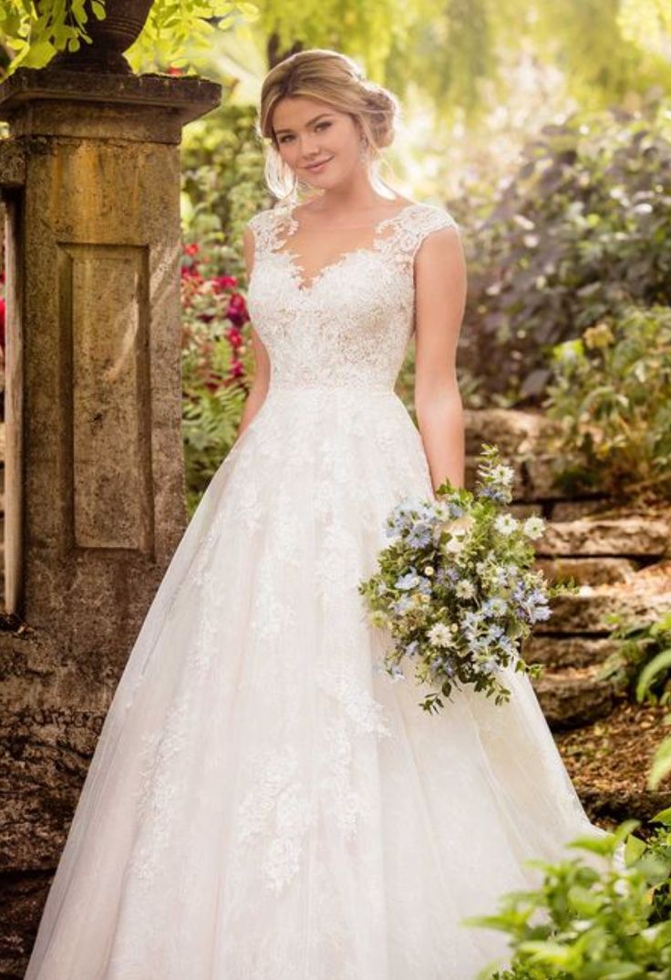 Essence of Australia D2347 | Essense of australia wedding dresses, Ball