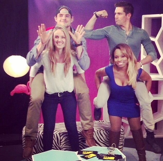 Is zach still dating jonna