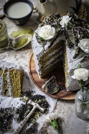 Matcha Green Tea Cake With Black Sesame Frosting And Brittle Matcha Green Tea Cake With Black Sesame Frosting And Brittle