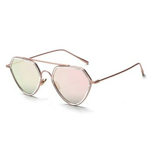 Tribbing vintage glasses petite