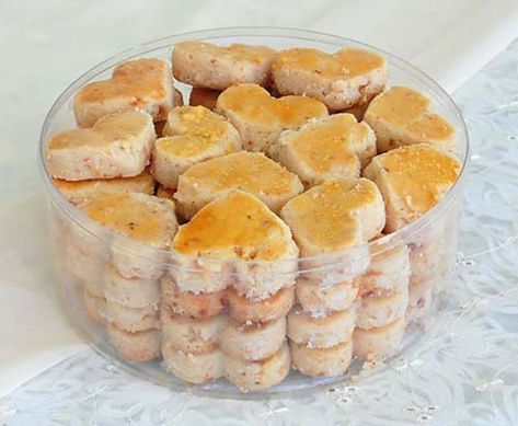 Kue Kering Kacang : Haloo Buntik, Saat ini kita membagikan Kue Kering Kacang : Haloo Buntik, Saat ini kita membagikan
