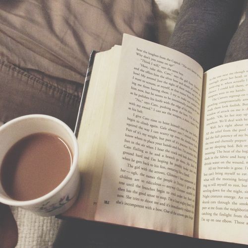 Date a girl who reads