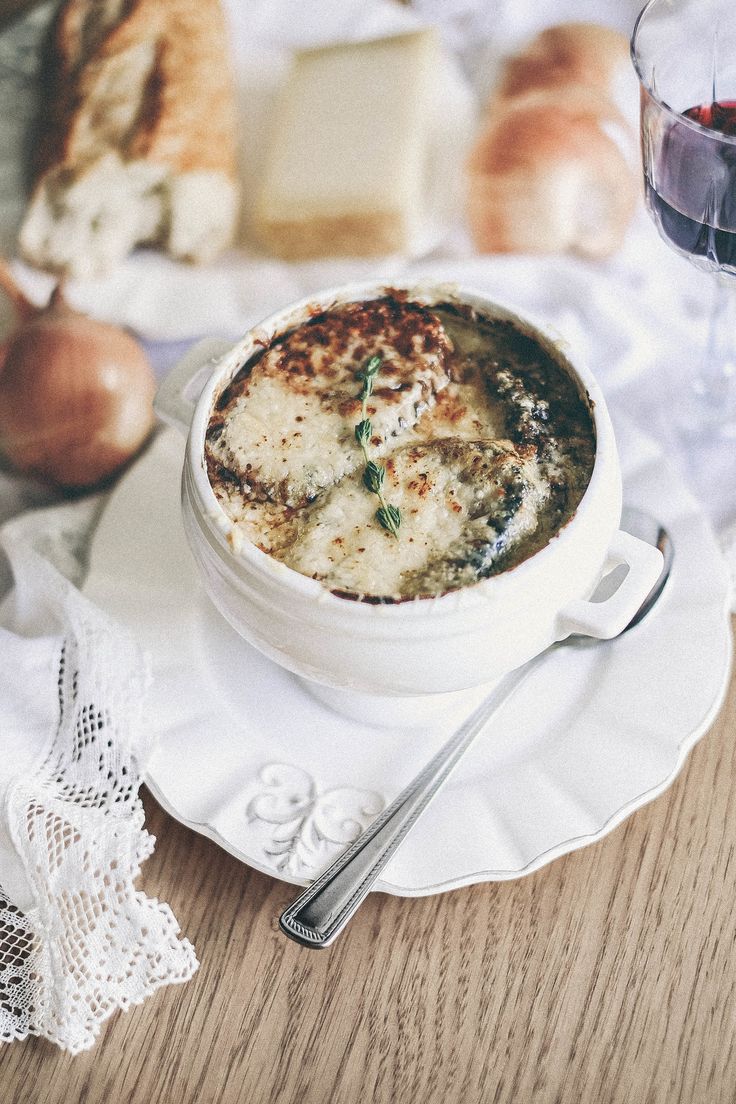 red wine and bone broth french onion soup — dérrive French onion soup red wine and bone broth french onion soup — dérrive French onion soup