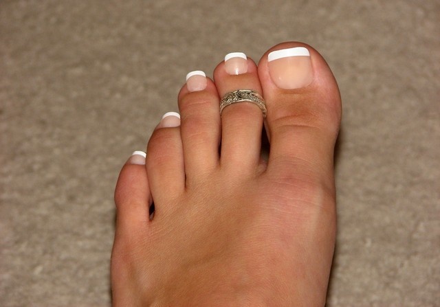 Big toe toe ring