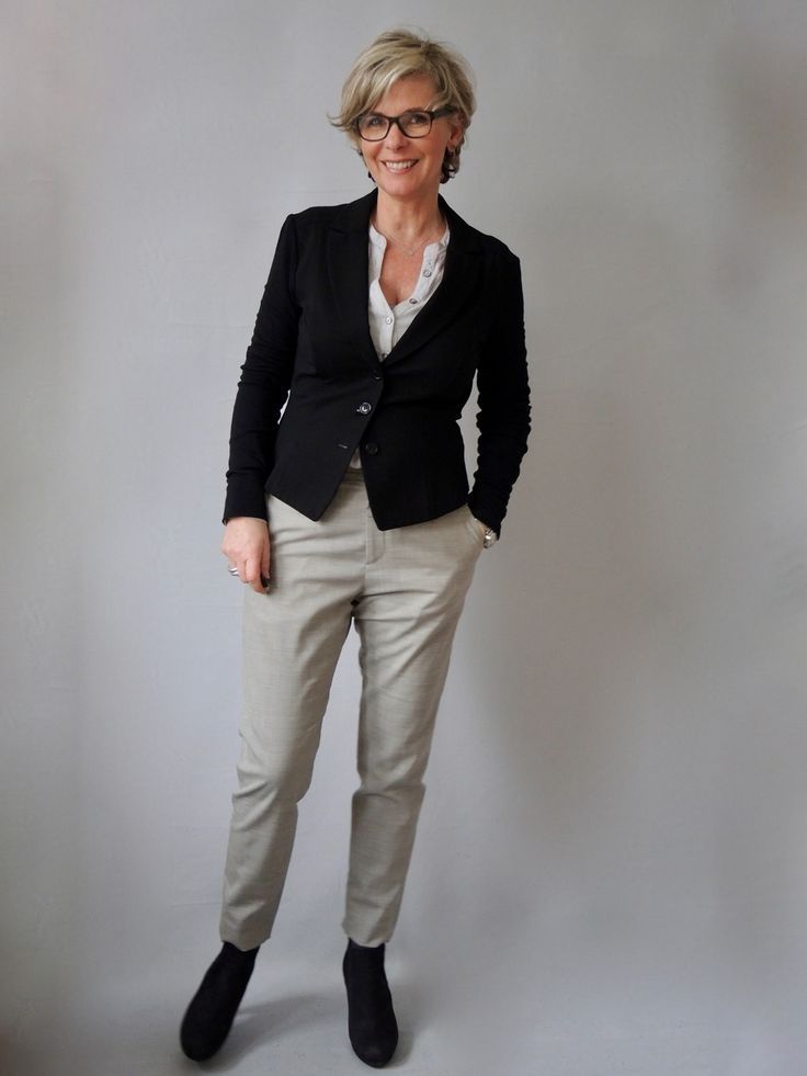 Reife damen ab 50