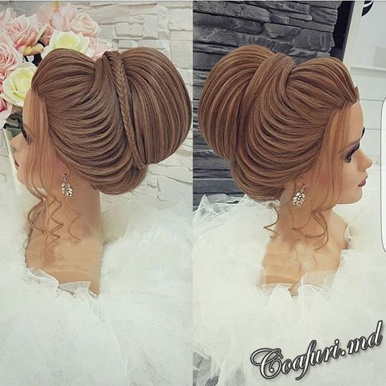 Coafuri Coc Hair And Beauty în 2019 Curly Hair Styles Hair
