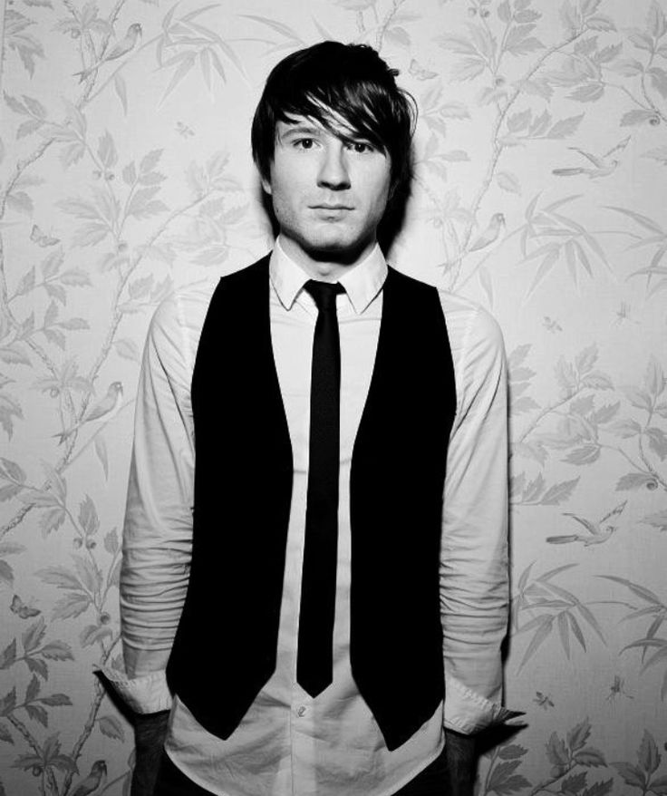 Is owl city a gay band Bisexual couple female looking