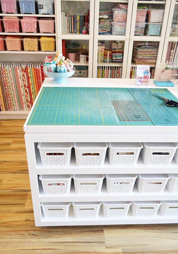 Large Work Space For Sewing Sewing Room Inspiration Craft Room Design Craft Room Decor