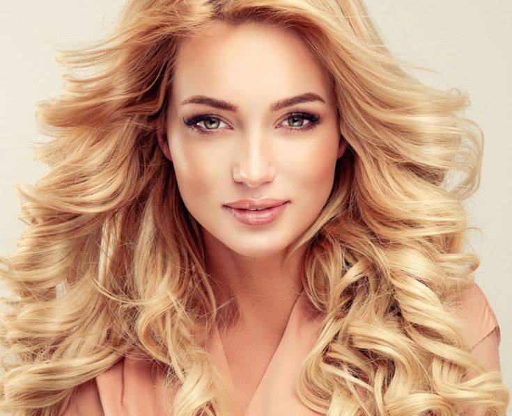 Haare natürlich aufhellen – blondieren mit Naturmitteln leicht gemacht