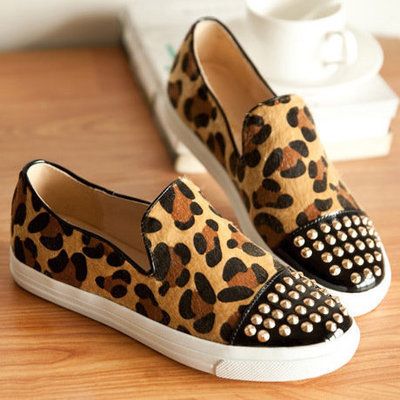 Christian Louboutin Zapato de barco Párrafo corto Christian Louboutin Zapato de barco Párrafo corto
