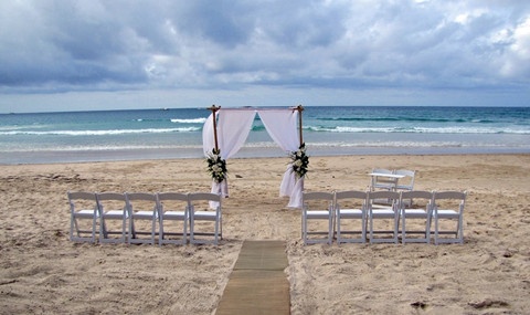 Romance On Stradbroke Island Romance On Stradbroke Island