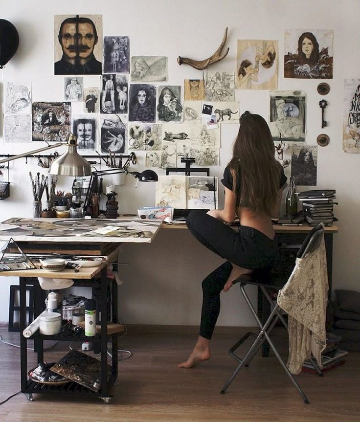 55 Good Solution for Your Workspace Bedroom Ideas