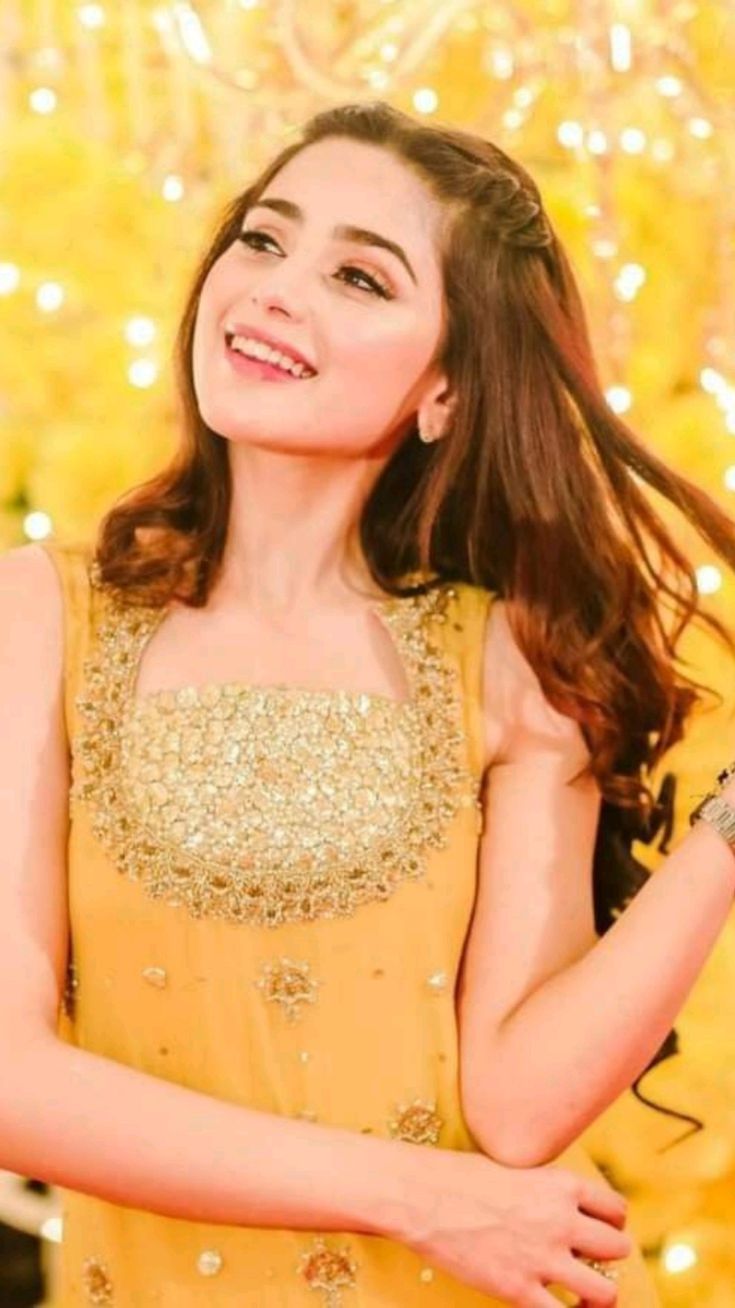 Pin by Basma on Ba Hair style vedio, Celebs, Pakistani actress