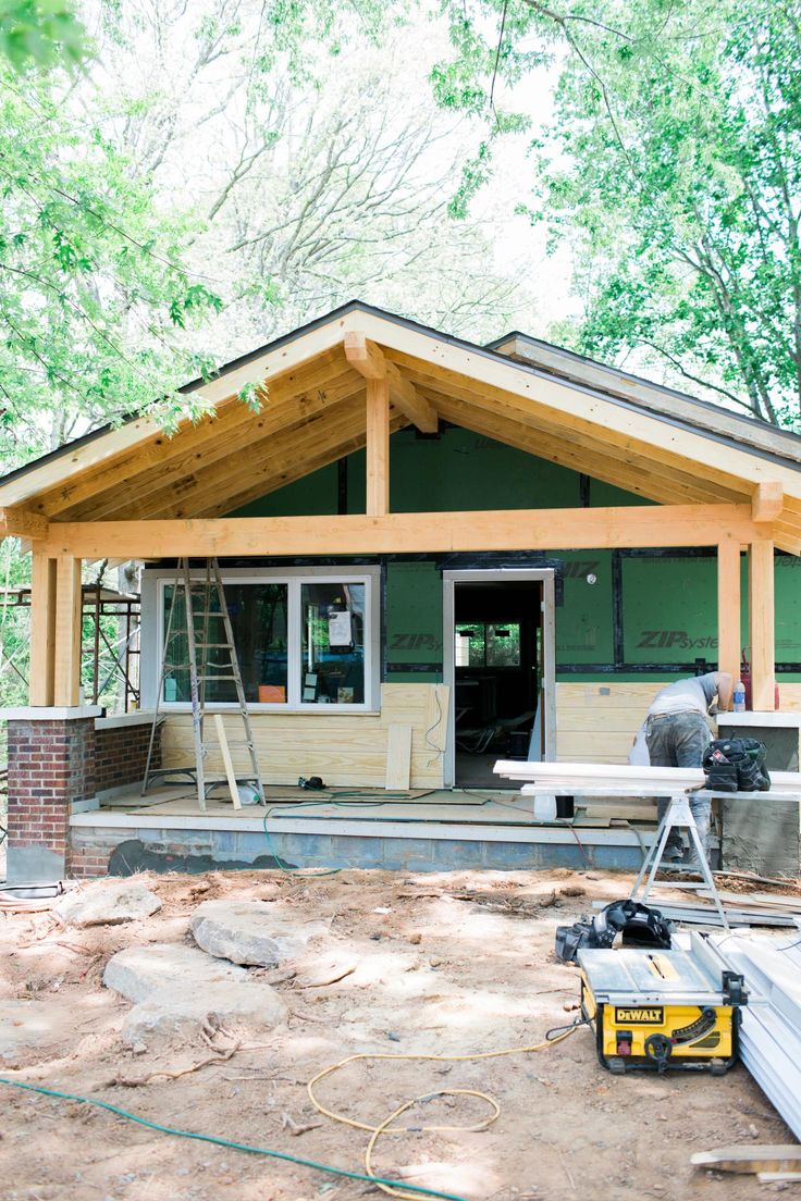79 best HGTV Urban Oasis 2015 images on Pinterest Master 79 best HGTV Urban Oasis 2015 images on Pinterest Master