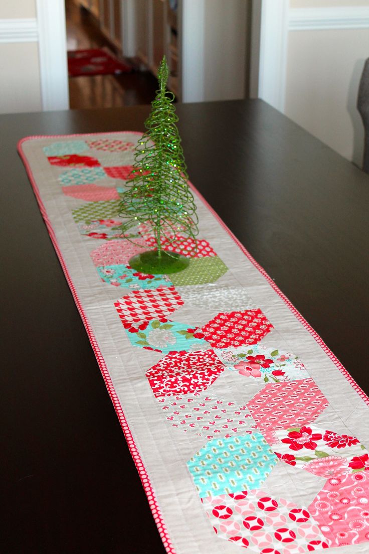 Best Modern Table Runners Ideas Only On Pinterest Quilted - Vintage Modern Table Runner By Kelbysews best modern table runners ideas only on pinterest quilted - vintage modern table runner by kelbysews