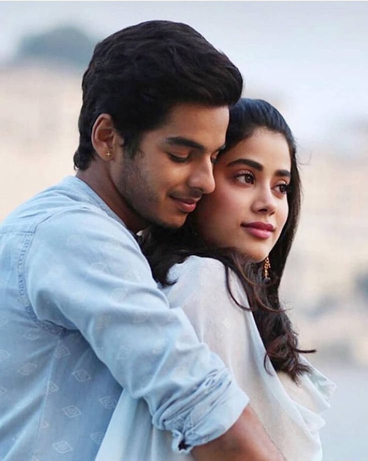 Uyire Movie Hd Images In 2020 Hindi Movies Movie Photo Movies