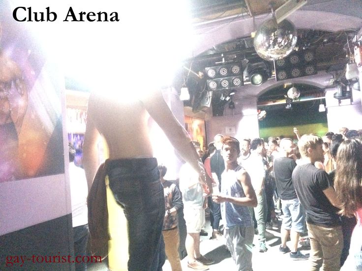 Gay cruising bars in barcelona