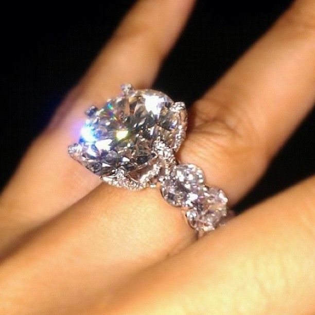 Floyd Myweather Wedding Ring Mayweather Wife S 3 Floyd Myweather Wedding Ring Mayweather Wife S 3 Million Dollars 99 All Diamonds Nails Pinterest Rings Engagement And