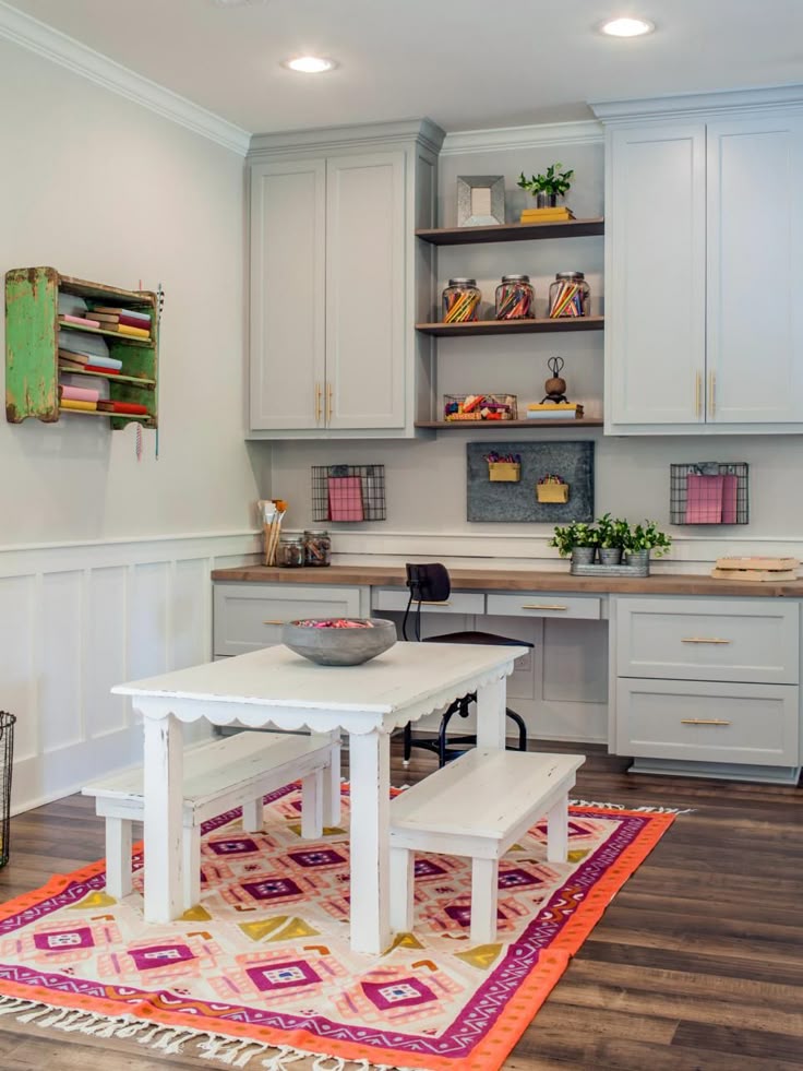 Schip Family Office 600 best fixer upper magnolia farms images on pinterest Schip Family Office 600 best fixer upper magnolia farms images on pinterest