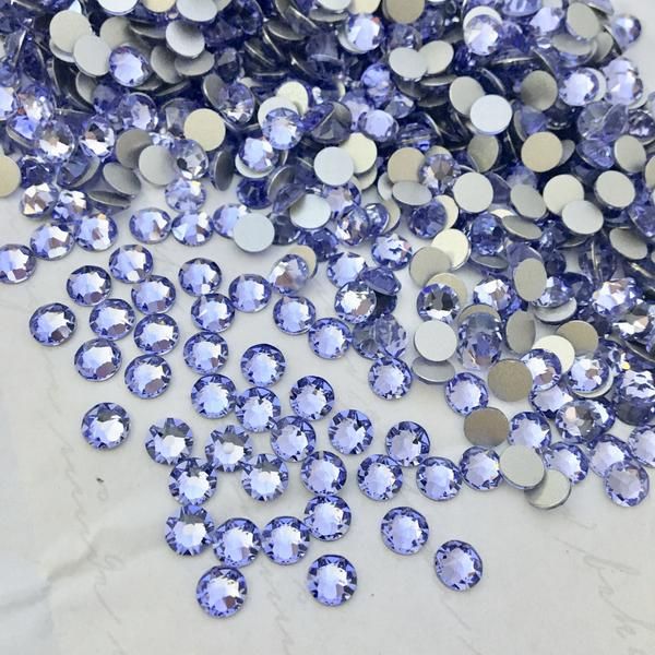 144 Hot Fix Iron On Rhinestone Jewel//Wholesale//Free Shipping//SS16 4mm-Light Blue