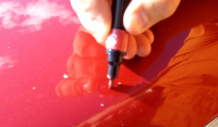 Applying Toyota Touch Up Paint Applying Toyota Touch Up Paint