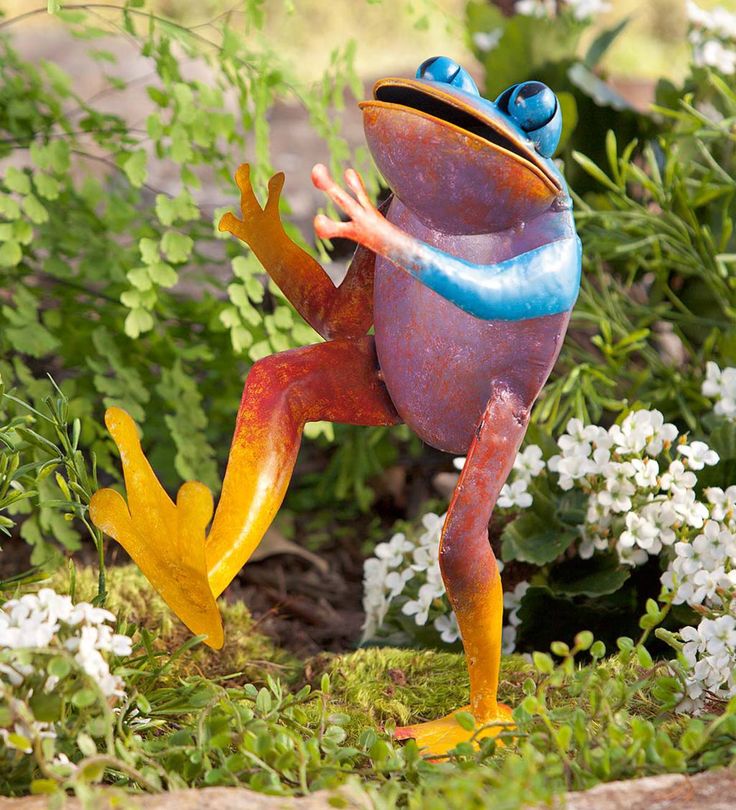 Metal Dancing Frog Statue Wind And Weather Statues Garden Metal Dancing Frog Statue Wind And, Metal Solar Frog Garden Statue