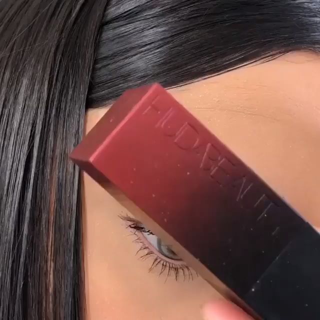 How to get free makeup samples without surveys! Get free makeup samples by mail by voting on which of these two celebrit… How to get free makeup samples without surveys! Get free makeup samples by mail by voting on which of these two celebrit…