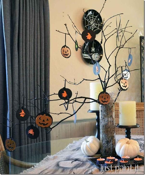 diy tutorial diy halloween diy a halloween duct tape wreath that s scary easy to make beadcord