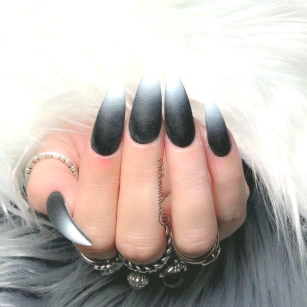 Black And White Stiletto Nails By Margaritasnailz Black And White Nail Designs White Stiletto Nails White Nail Designs