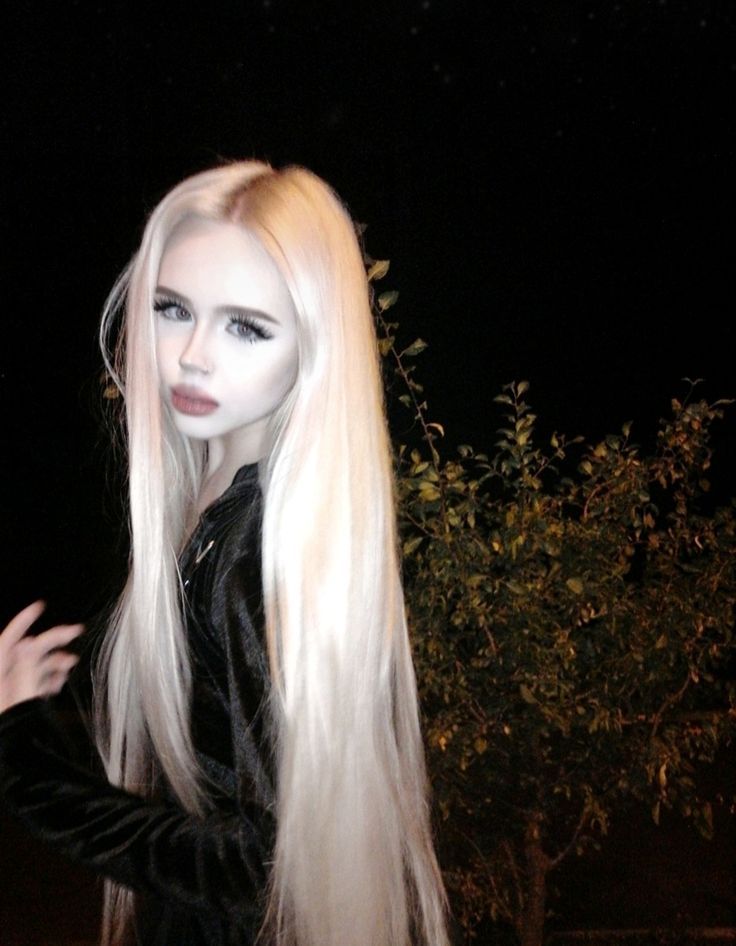 Icy Blonde Silver Blonde Blonde Girl Doll Face Makeup Hair Makeup icy-blonde-silver-blonde-blonde-girl-doll-face-makeup-hair-makeup