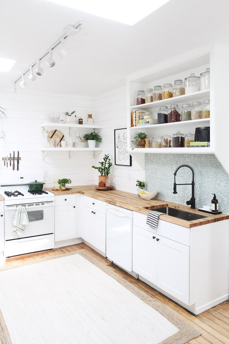 Our Recent Kitchen Makeover Has An Unbelievably Small $6K Price Tag