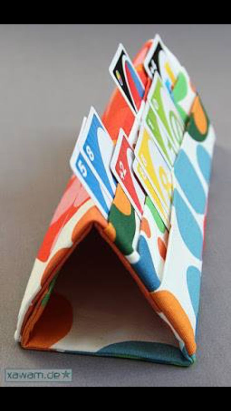 Was für eine tolle Idee, um mit Kindern Karten spielen zu können. Sie schaffen… Was für eine tolle Idee, um mit Kindern Karten spielen zu können. Sie schaffen…