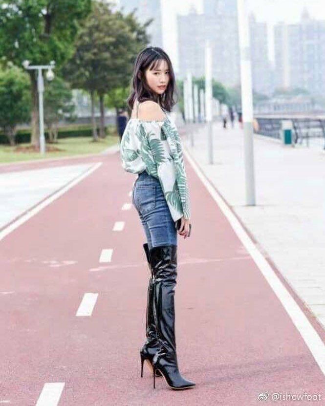 Not Boot fetish japanese remarkable, the Boot fetish japanese