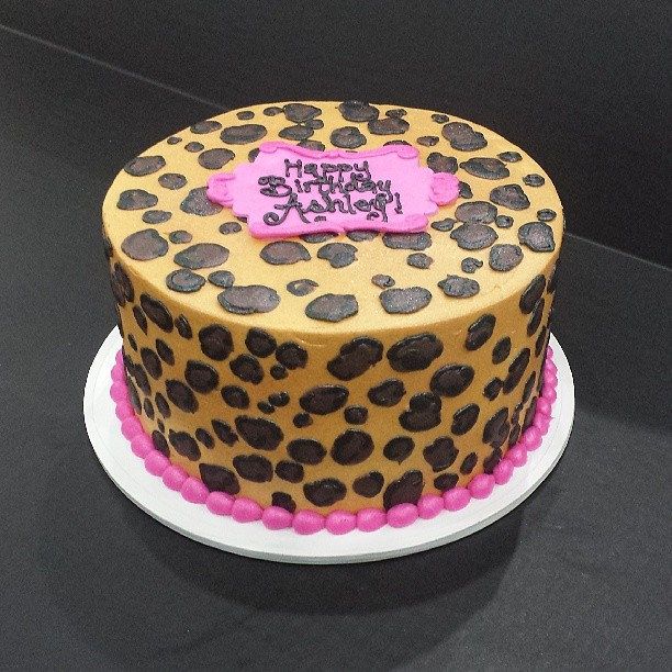 Buttercream Cheetah Print cake by Cheetah