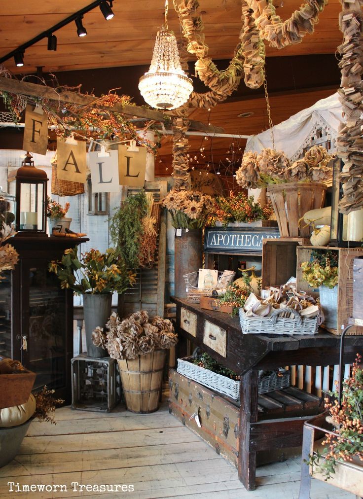 Very Rustic Chic Fall Store DisplaysFall Very Rustic Chic Fall Store DisplaysFall