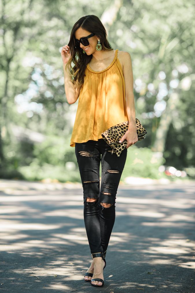 marvellous edgy outfits for spring wedding