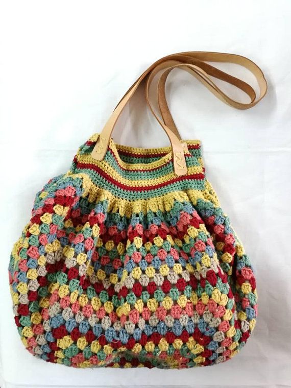 Bolso tejido a mano, a crochet, con hilo en lino: colores- verde jade, mostaza, … Bolso tejido a mano, a crochet, con hilo en lino: colores- verde jade, mostaza, …