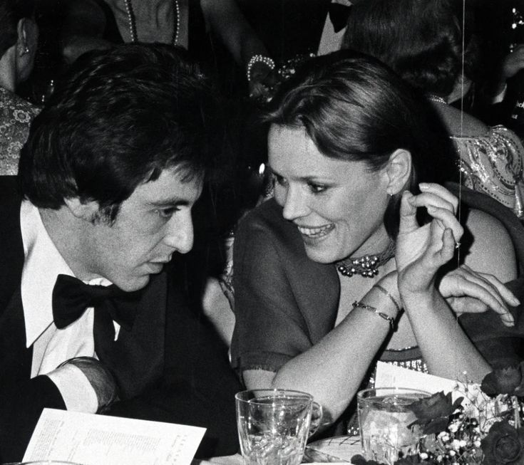 15 clichés sublimes d'Al Pacino et Marthe Keller | Al pacino, Actor