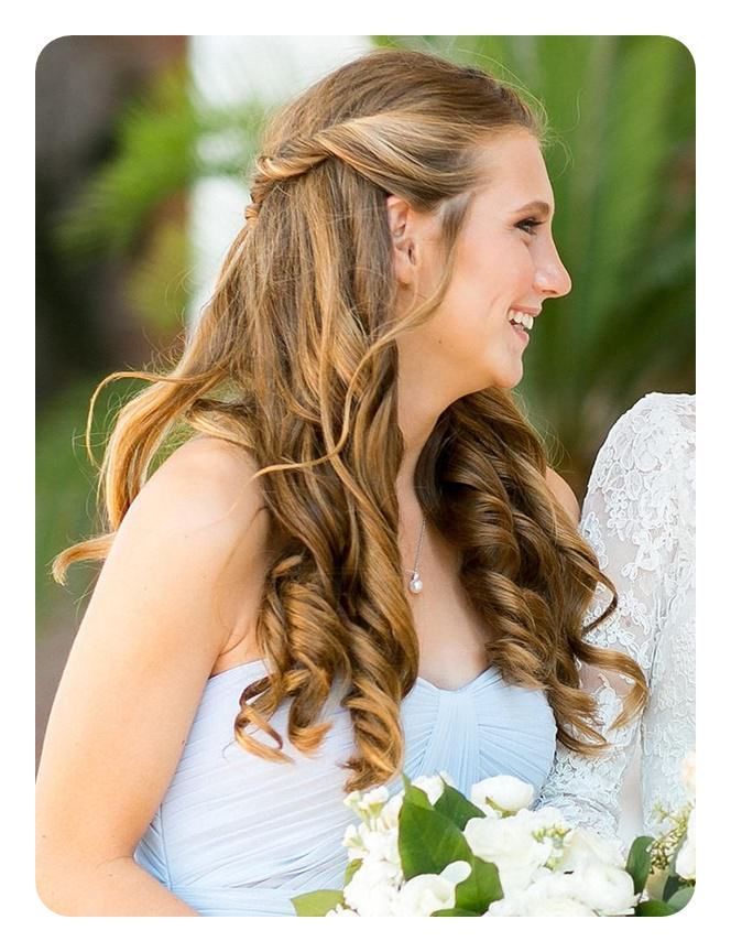 24 Peinados Ideales Para Las Damas De Honor Nupcias Magazine Peinados Con Trenzas Peinado Recogido Trenza Peinados De Novia